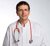 Docteur Roger Rosario, président de la CME de l'Hôpital Saint Joseph de Marseille
