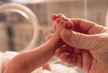 image à la une Dépistage néonatal : la HAS publie un guide méthodologique d’évaluation des maladies à intégrer dans le programme national