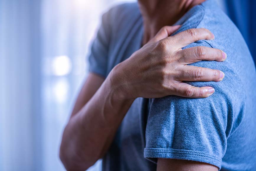 Quels diagnostic et prise en charge en cas d’épaule douloureuse ?